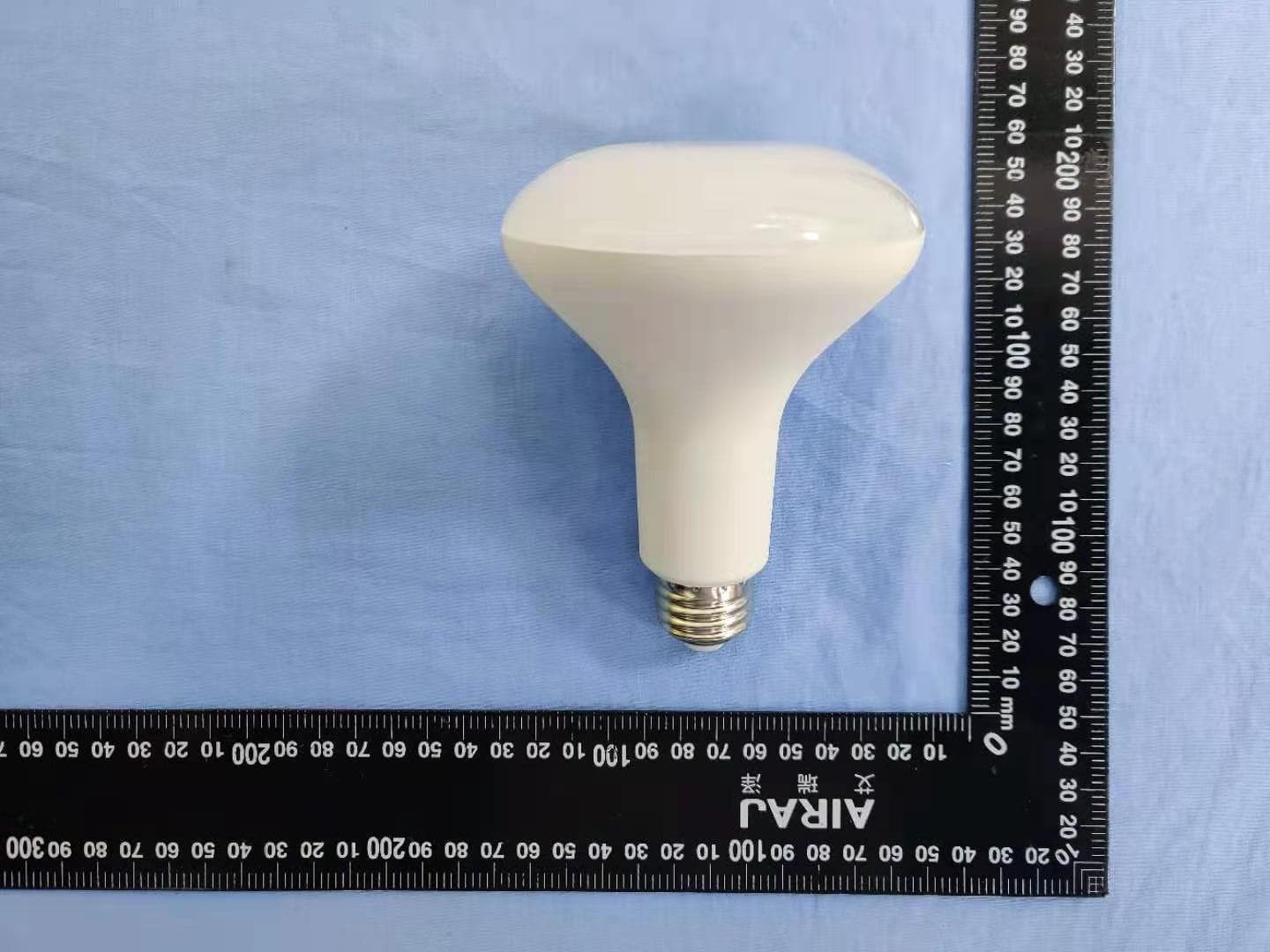 LED LAMP - FCC ID 2AB2QA20BR3065T20M1 - LEEDARSON LIGHTING CO., LTD.