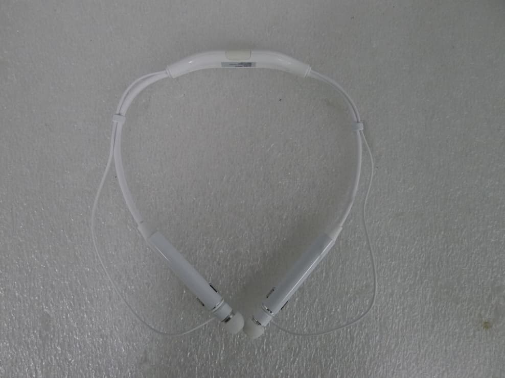 Neck band type bluetooth head set - FCC ID 2AB34-NB-K3 - CLIPS Tech Co., Ltd. (2)