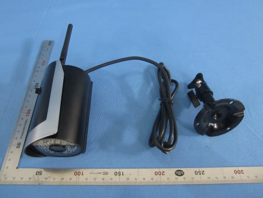 Digital Wireless Camera - FCC ID 2AB47TVAC16010C - ABUS USA LLC (3)