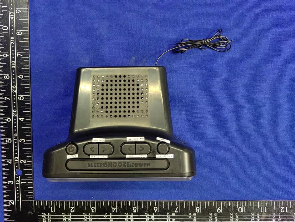 Bluetooth Dual Alarm Clock with Digital Tuning - FCC ID 2AB4KMETYH1012 - MET INDUSTRIAL LTD (2)