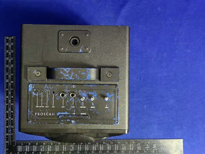 Bluetooth Speaker with Microphone and stand - FCC ID 2AB4KMETYH1340 - MET INDUSTRIAL LTD (3)