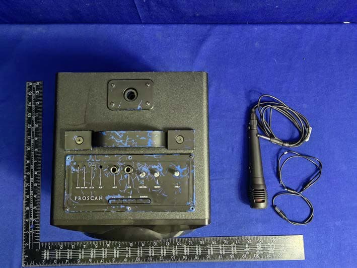 Bluetooth Speaker with Microphone and stand - FCC ID 2AB4KMETYH1340 - MET INDUSTRIAL LTD