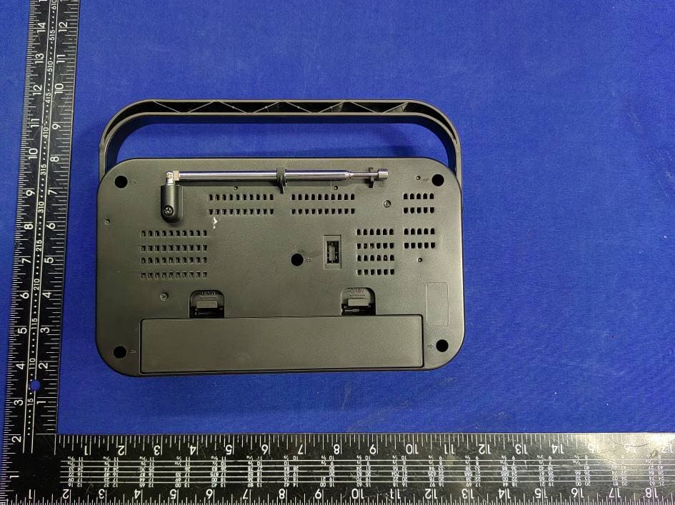 Portable AM/FM Radio with Bluetooth - FCC ID 2AB4KMETYH8196 - MET INDUSTRIAL LTD (3)