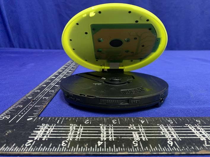 BLUETOOTH CD PLAYER - FCC ID 2AB4KMTYH630 - MET INDUSTRIAL LTD (4)