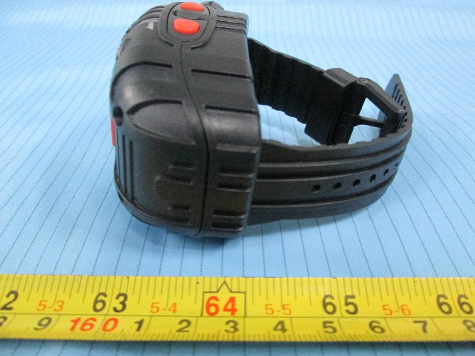 Long Range Wrist Talkies - FCC ID 2AB4XAMP10520 - Atomic Monkey Products Ltd. (4)