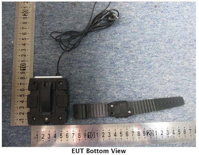 SECRET AGENT WALKIE TALKIES - FCC ID 2AB4XAMP10522 - Atomic Monkey Products Ltd. (2)