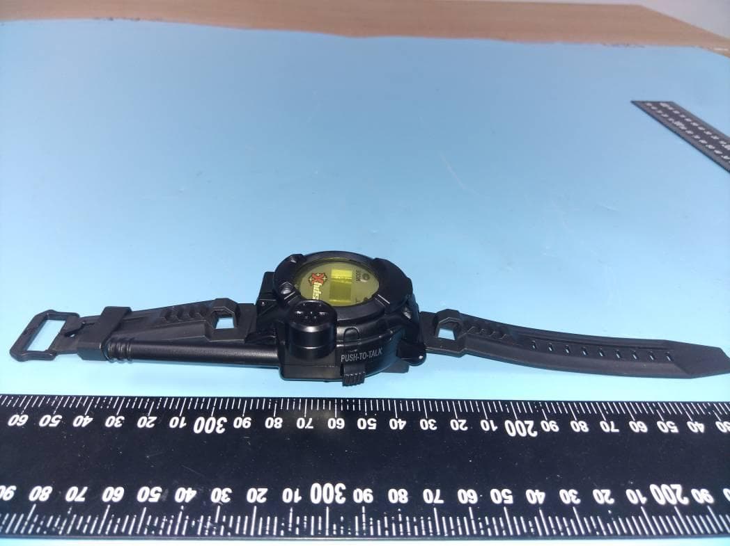 Spy Wrist Talkies - FCC ID 2AB4XAMP10538 - Atomic Monkey Products Ltd. (2)