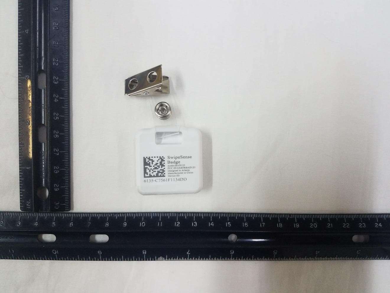 Point-of-care hand hygiene device - FCC ID 2AB5RBAD123 - SwipeSense (2)