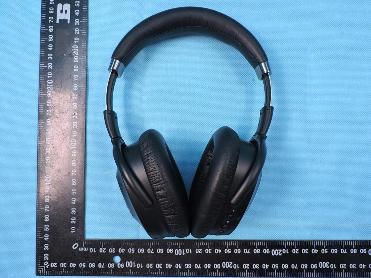 Active noise canceling bluetooth headset - FCC ID 2AB5T-SE8 - Shenzhen MeiDong Acoustics Co., LTD