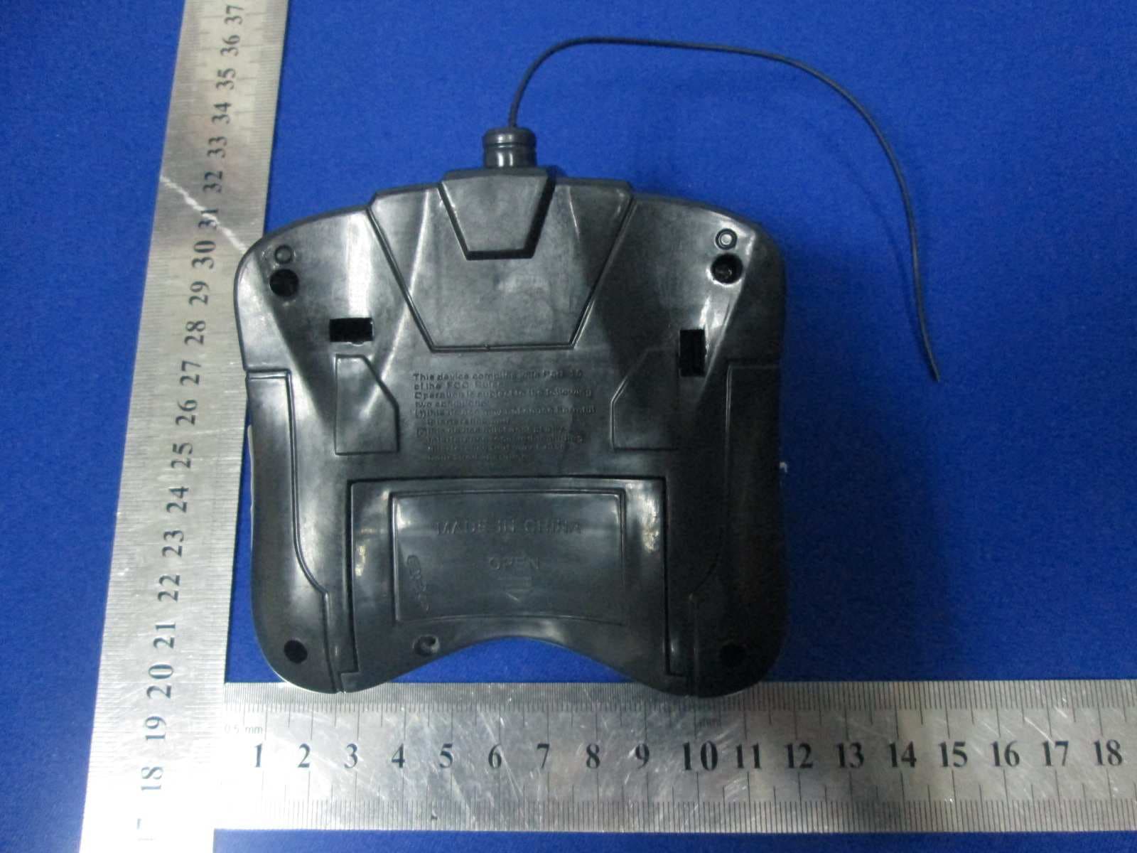 49 MHZ Radio Control Car - Transmitter (controller) - FCC ID 2AB69-49MHZT - Playday Manufacturers Group Ltd (5)