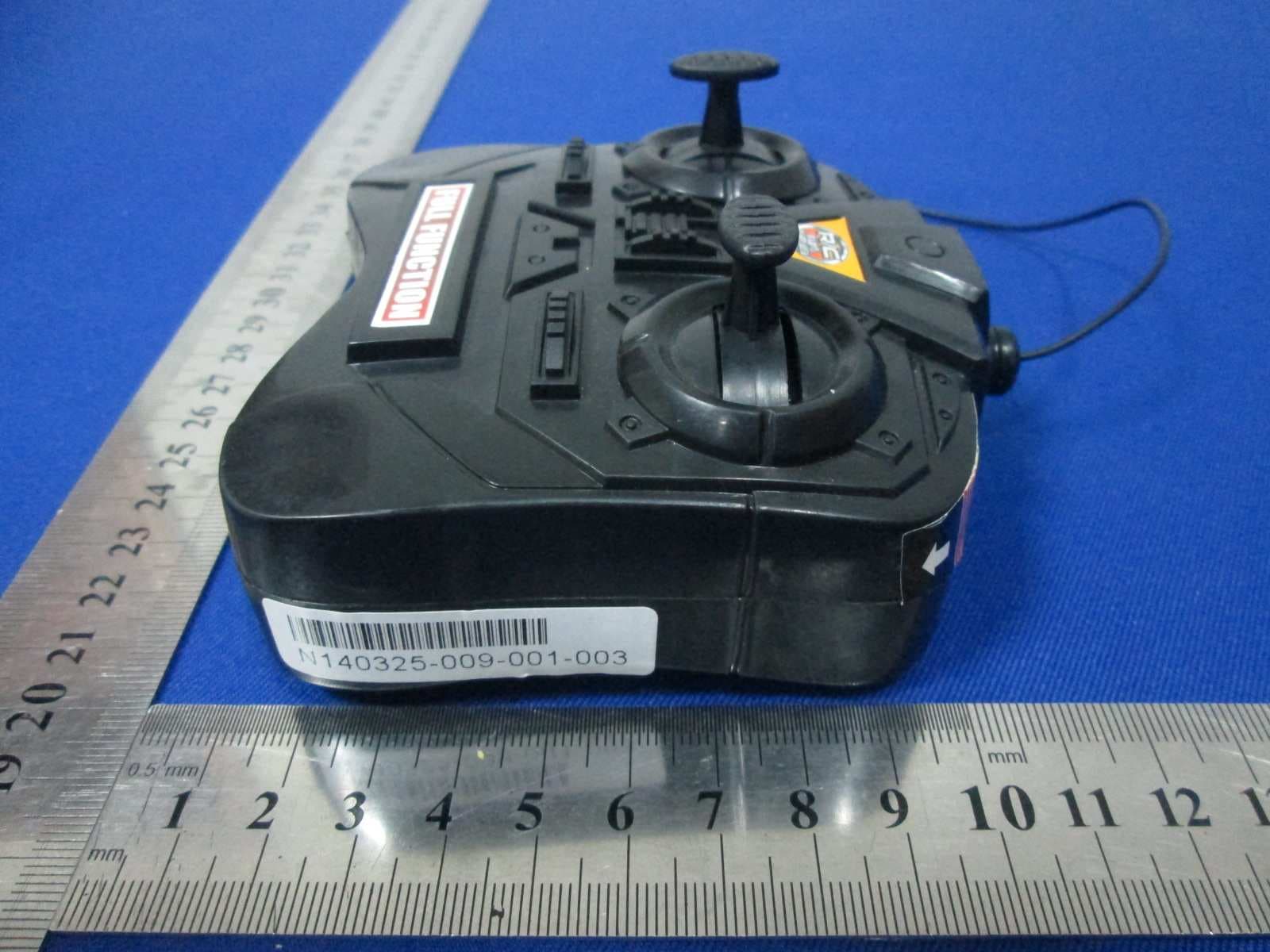 49 MHZ Radio Control Car - Transmitter (controller) - FCC ID 2AB69-49MHZT - Playday Manufacturers Group Ltd (3)