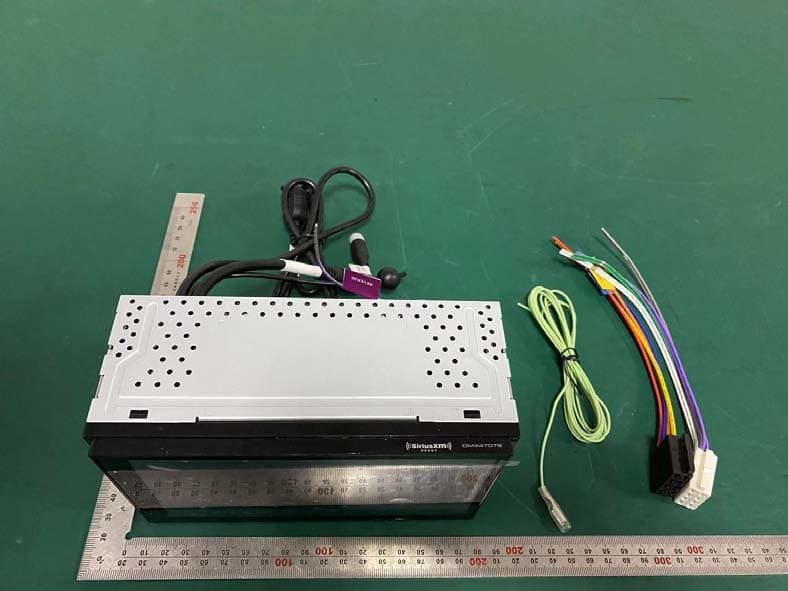 MONITOR WITH RECEIVER - FCC ID 2AB7S-YK5135K00 - Soundmax Electronics Limited (3)