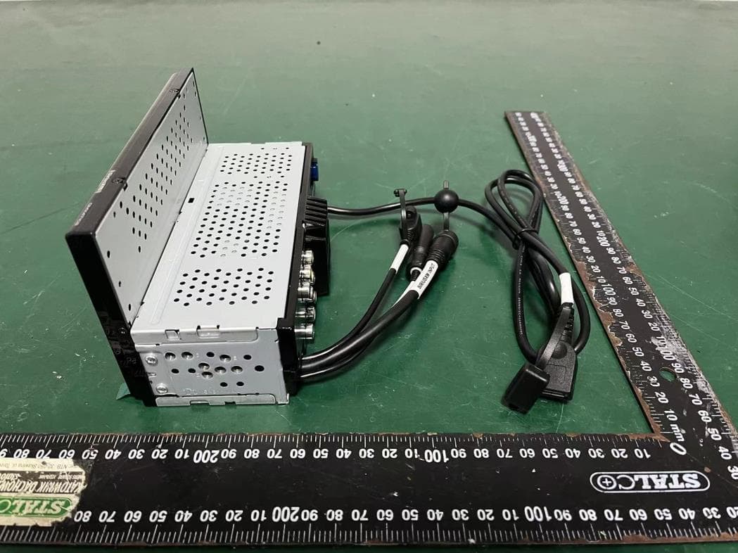 MONITOR WITH RECEIVER - FCC ID 2AB7S-YL5070K00 - Soundmax Electronics Limited