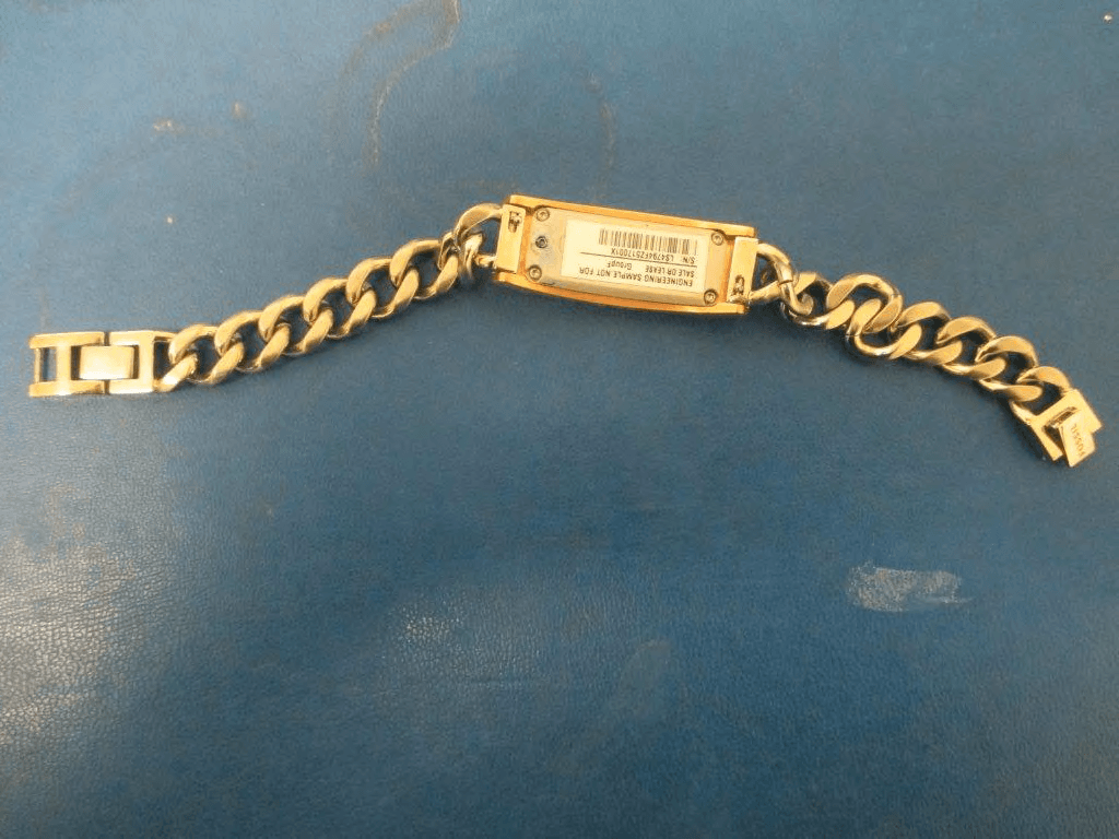 Health Tracking Band - FCC ID 2AB8ZND5 - Intel Corporation (2)