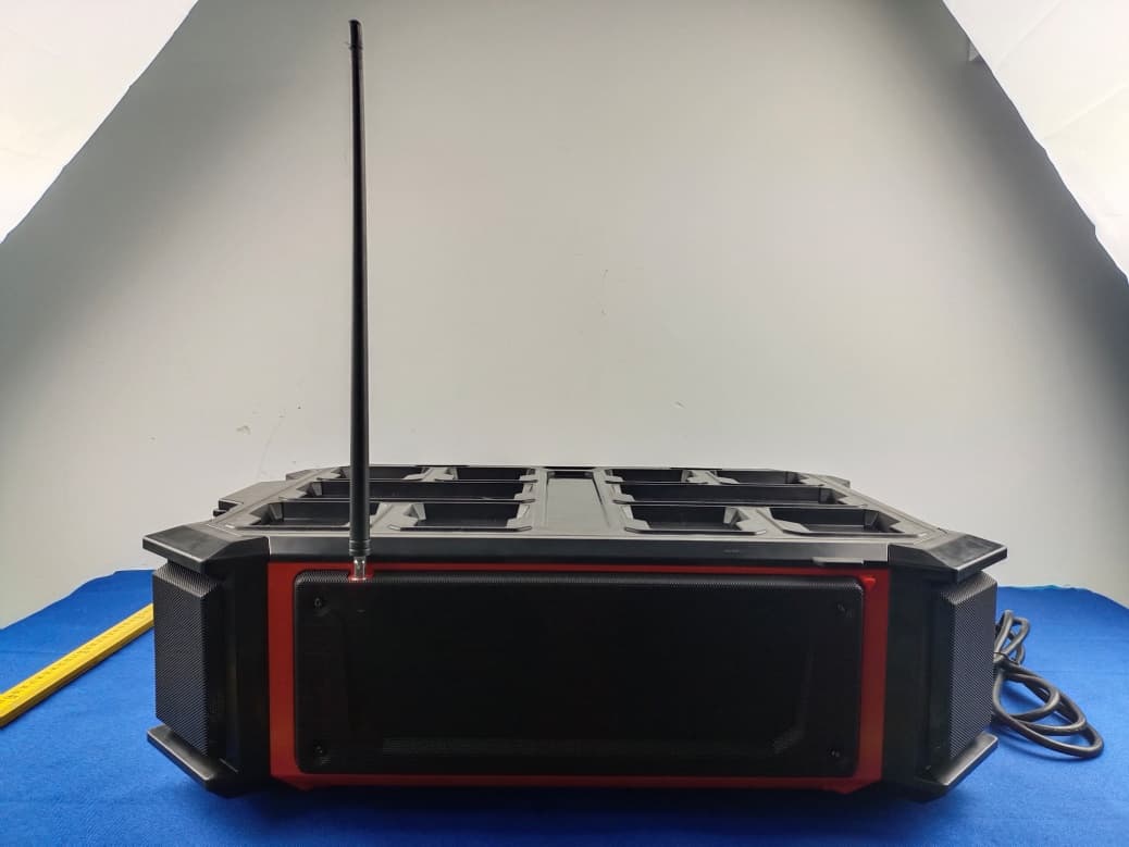 M18 PACKOUT RADIO + CHARGER - FCC ID 2AB9S-2950-20 - Shenzhen Jonter Digital Co., Ltd (3)