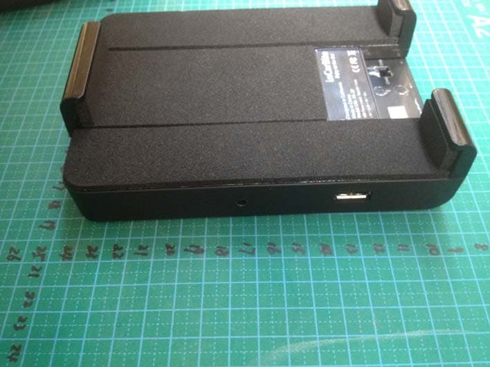 Universal Tablet mount - FCC ID 2AB9ZIPD-UNVBT - CAMI (HK) COMPANY LIMITED (5)