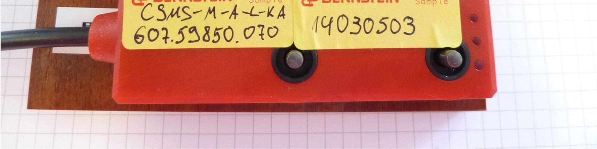 Contactless Safety Monitoring Switch - FCC ID 2ABA6CSMSA - Bernstein AG (3)