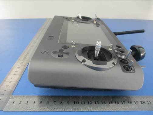 Smart Transmitter - FCC ID 2ABB5-ST24 - YUNEEC International (China) Co., Ltd. (3)