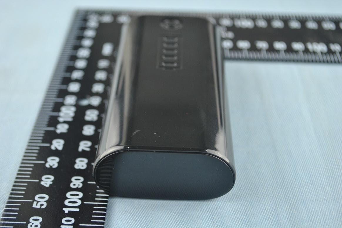Smart power bank - FCC ID 2ABDO-A003S - Amber Innovation (3)