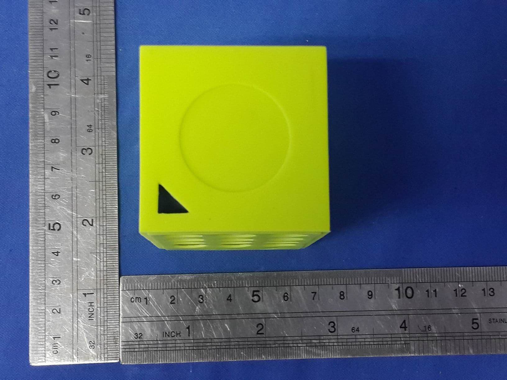 Bluetooth speaker - FCC ID 2ABE2BTS07 - GOLD FINGERS TECHNOLOGY CO.,LTD