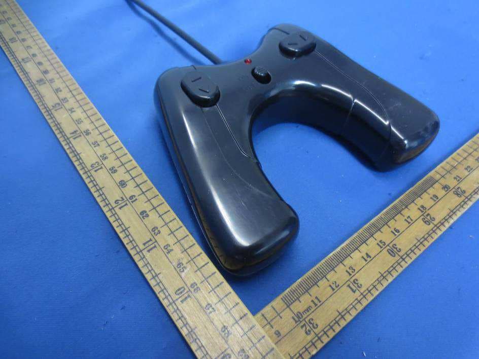 Toy RC Bumper Car Set - FCC ID 2ABF4SF2014B27 - GUANGDONG SHIFENG TOYS INDUSTRIAL CO.,LTD