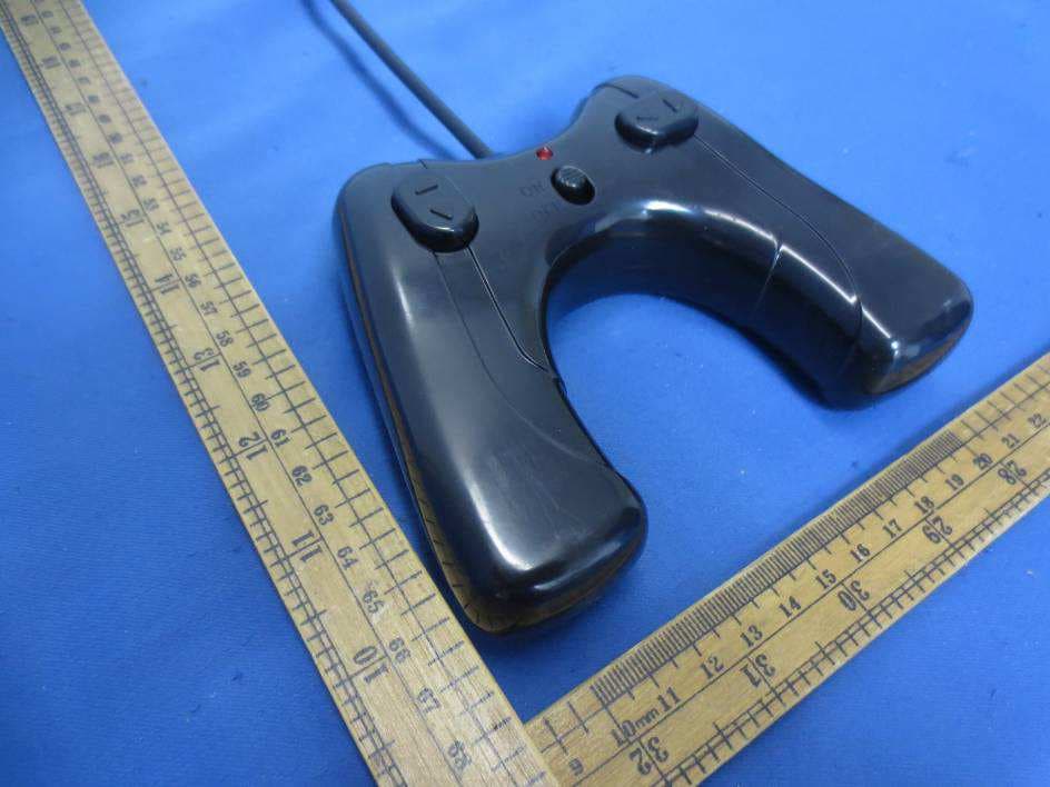 Toy RC Bumper Car Set - FCC ID 2ABF4SF2014B49 - GUANGDONG SHIFENG TOYS INDUSTRIAL CO.,LTD