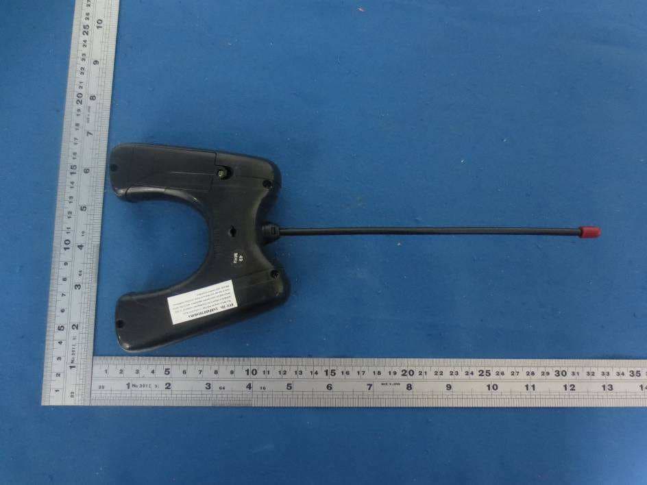 Toy RC Bumper Car Set - FCC ID 2ABF4SF2014B49A - GUANGDONG SHIFENG TOYS INDUSTRIAL CO.,LTD (3)