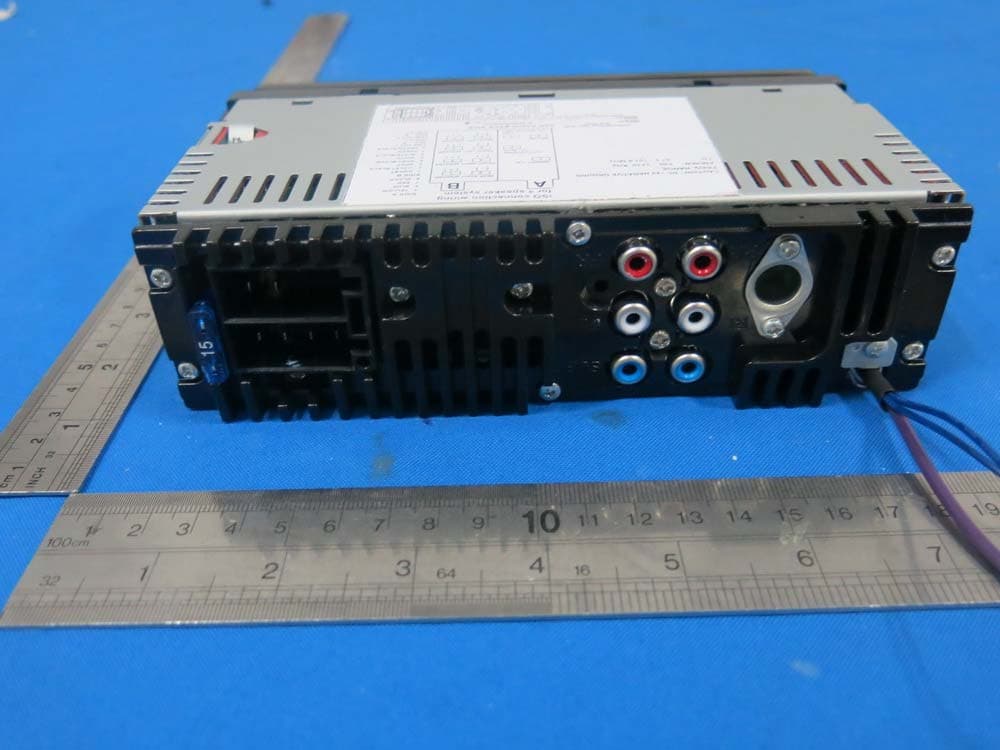 USB/MP3/WMA DIGITAL MEDIA RECEVIER - FCC ID 2ABGY-FZ105BT - Electronica Clarion S.A. de C.V. (4)