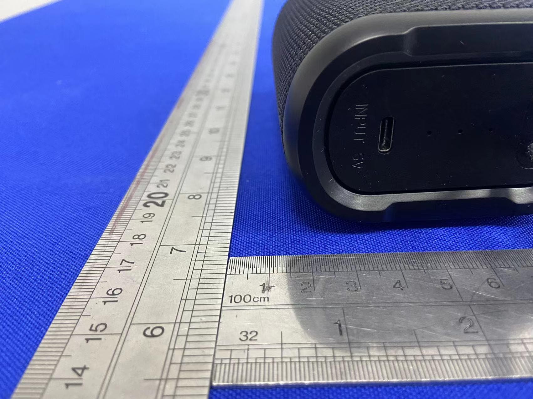 Waterproof Bluetooth Speaker - FCC ID 2ABHA0109 - NINGBO CSTAR IMP&EXP CO., LTD (3)