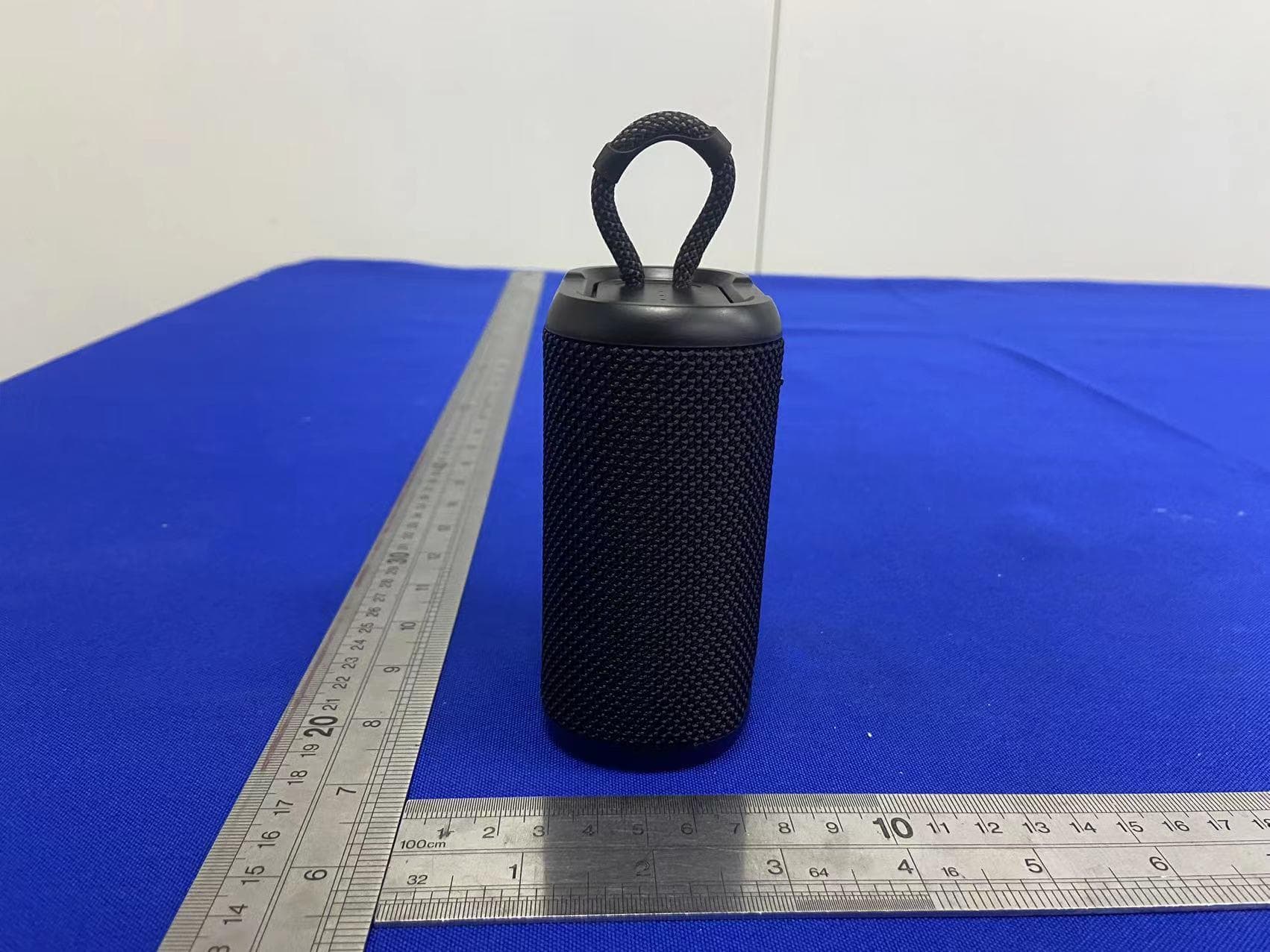 Waterproof Bluetooth Speaker - FCC ID 2ABHA0109 - NINGBO CSTAR IMP&EXP CO., LTD (4)