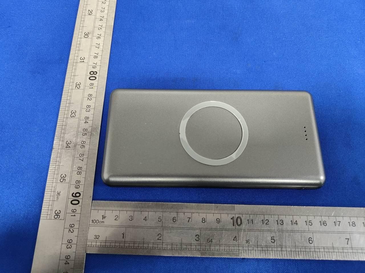 wireless charger power bank - FCC ID 2ABHA0123 - NINGBO CSTAR IMP&EXP CO., LTD