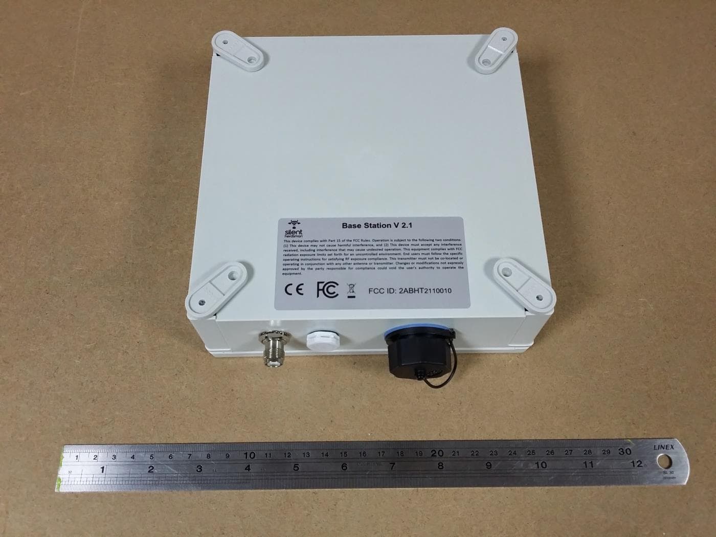 Silent Herdsman Base Station - FCC ID 2ABHT2110010 - Silent Herdsman Limited