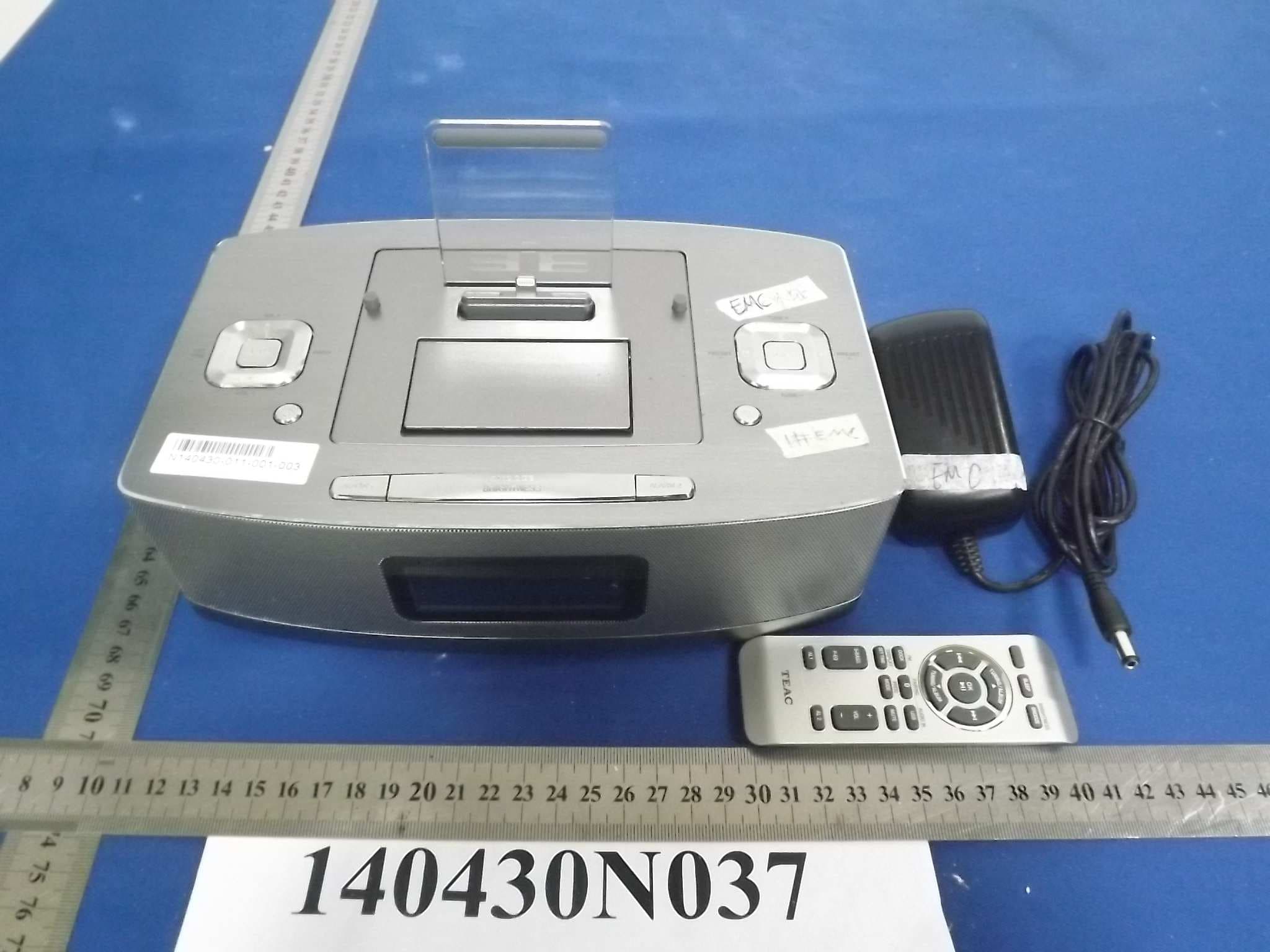 Docking Stationfor iPhone/iPod/iPad - FCC ID 2ABM5-BTD612 - Zhong Shan City LI TAI Electronic Industrial Co., Ltd