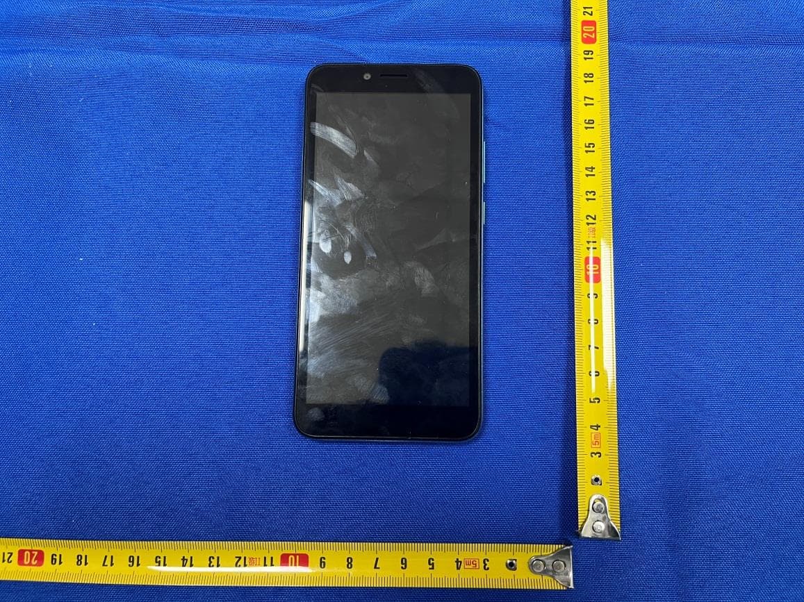 SMART PHONE - FCC ID 2ABOSSYUN55X - Sky Phone LLC