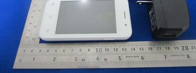 Mobile Phone - FCC ID 2ABOU7705 - ShenZhen Hipad Telecommunication Technology Co., LTD. (5)