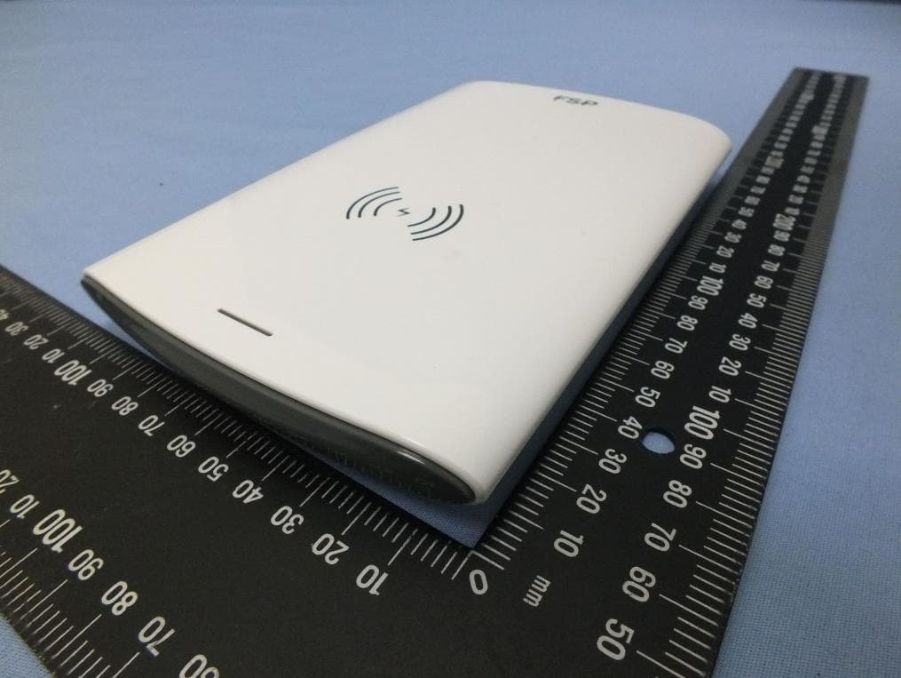 Wireless Charging Pad - FCC ID 2ABQNFSPWRP - FSP Group Inc. (3)