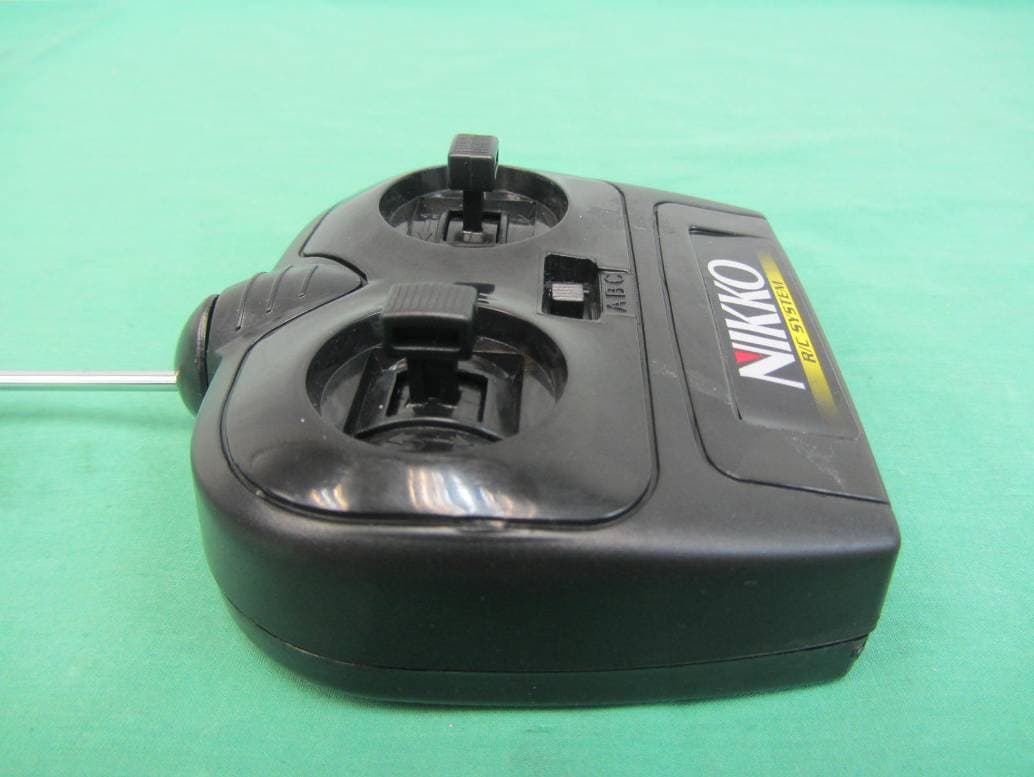 TRANSMITTER - FCC ID 2ABR67745S - Nikko Entertainment Hong Kong Limited (5)