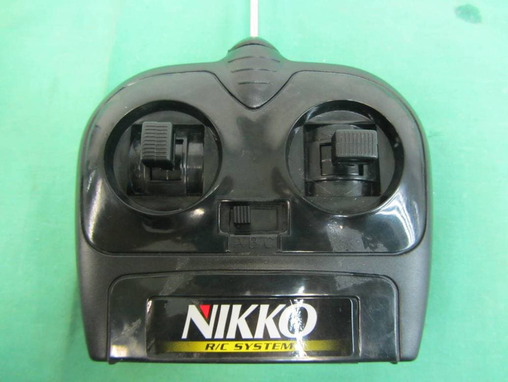 TRANSMITTER - FCC ID 2ABR67745S - Nikko Entertainment Hong Kong Limited (2)