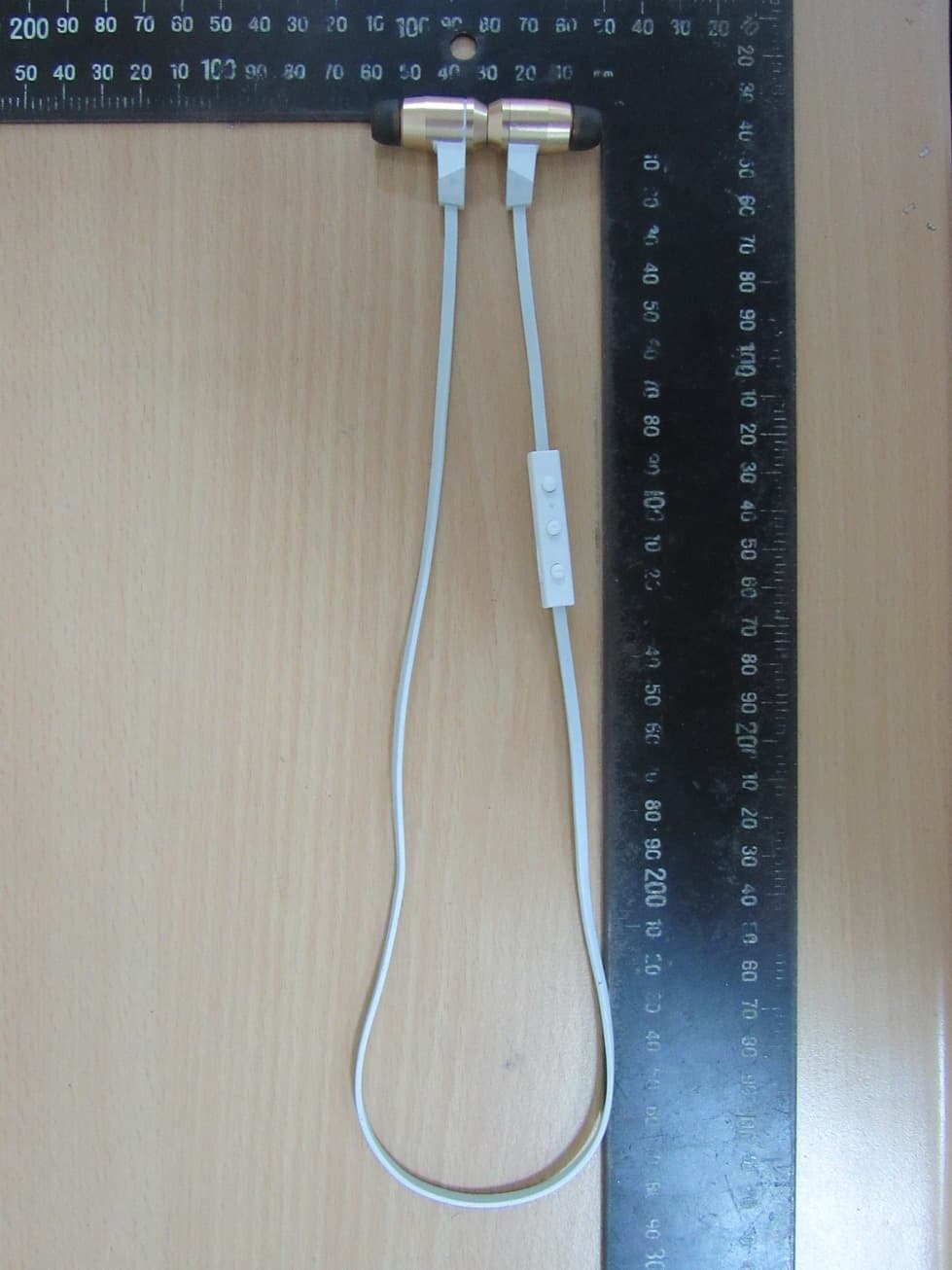 Bluetooth earphones - FCC ID 2ABRC-APBEL - Optoma Corporation (2)
