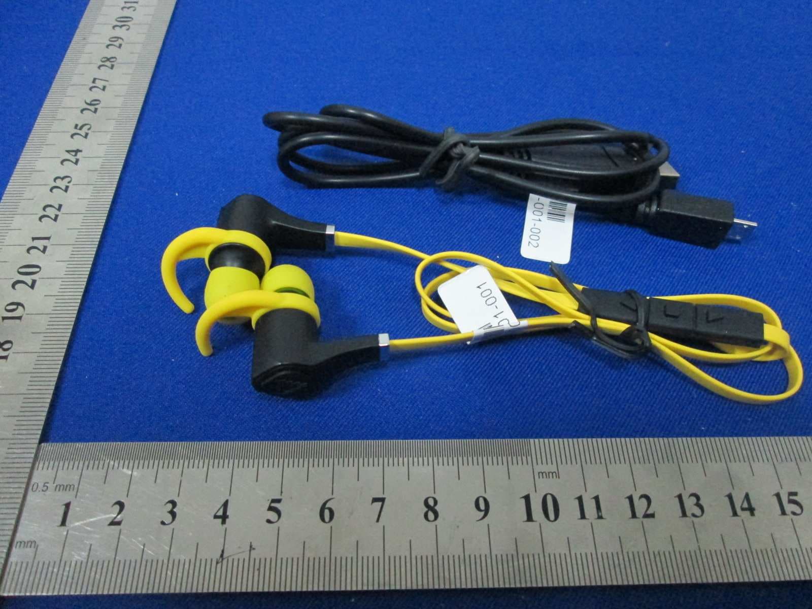 Bluetooth Stereo Headset - FCC ID 2ABSD-VXE780 - VOXOA Inc.