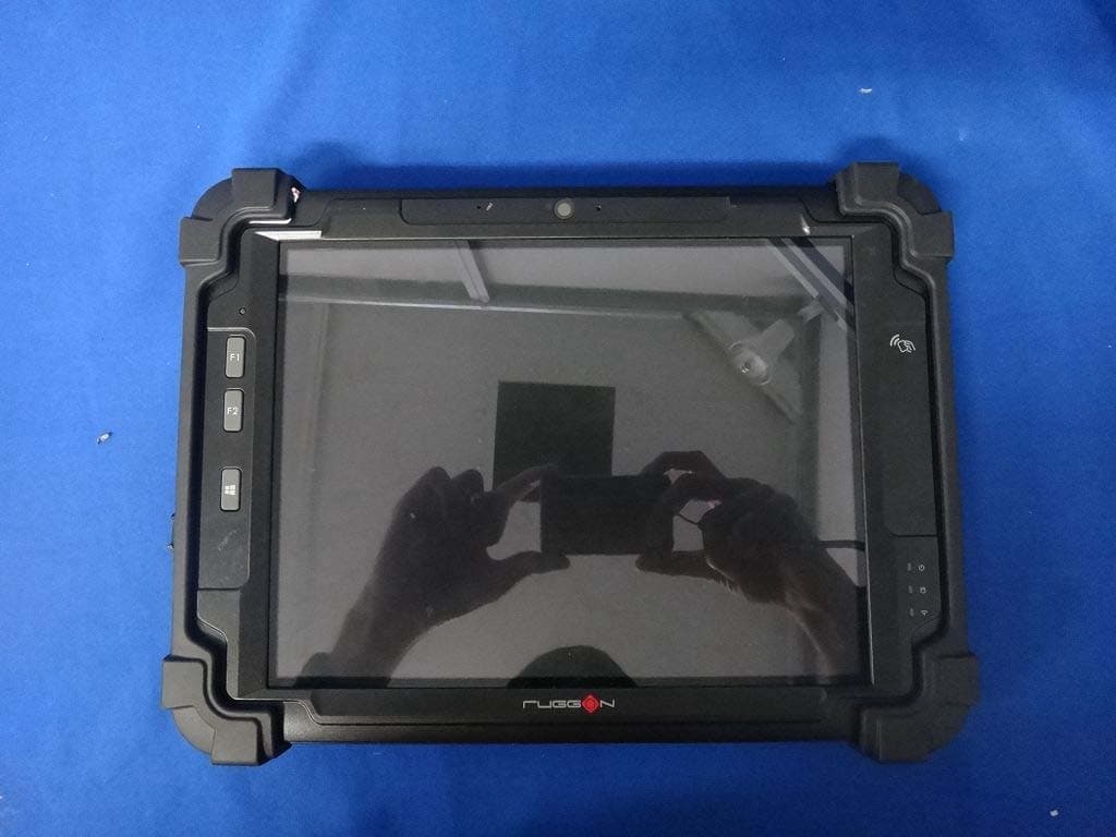 TABLET PC - FCC ID 2ABTU-PM-522 - RuggON Corporation (4)