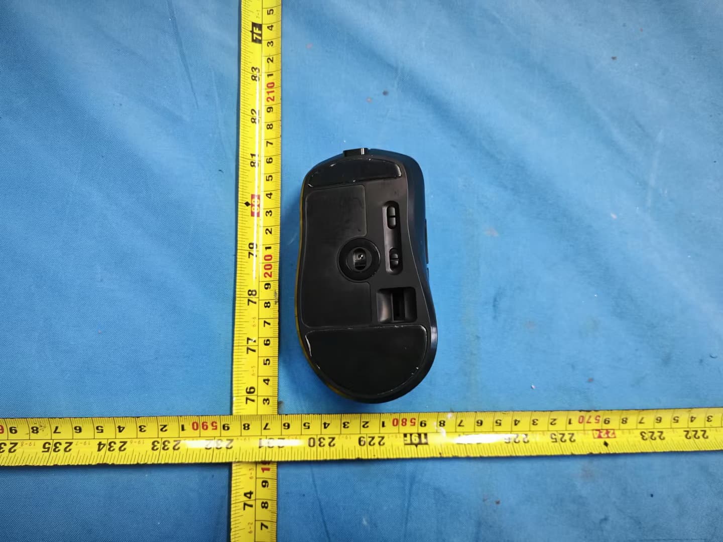 Gaming mouse - FCC ID 2ABVN-M18 - Verico International Co., Ltd (2)
