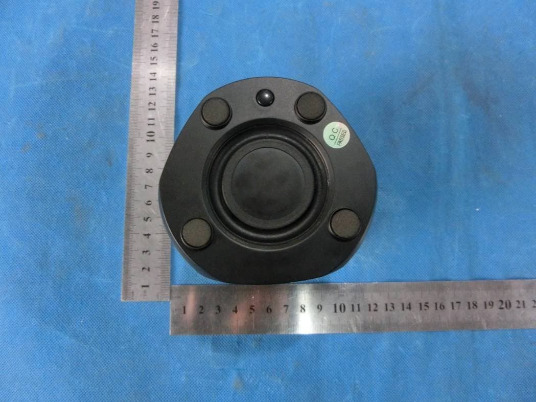 Bluetooth speaker - FCC ID 2ABVSBT1001 - DongGuan Blueman Electrioncs Tochnology co.,LTD (4)