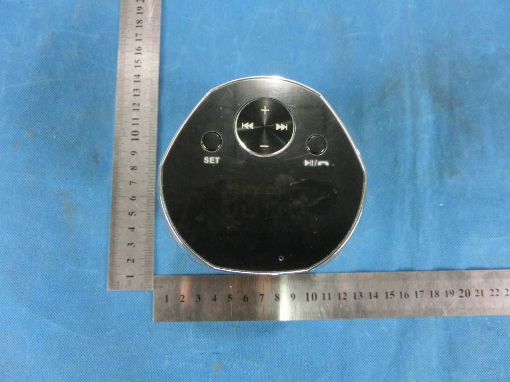 Bluetooth speaker - FCC ID 2ABVSBT1001 - DongGuan Blueman Electrioncs Tochnology co.,LTD (2)