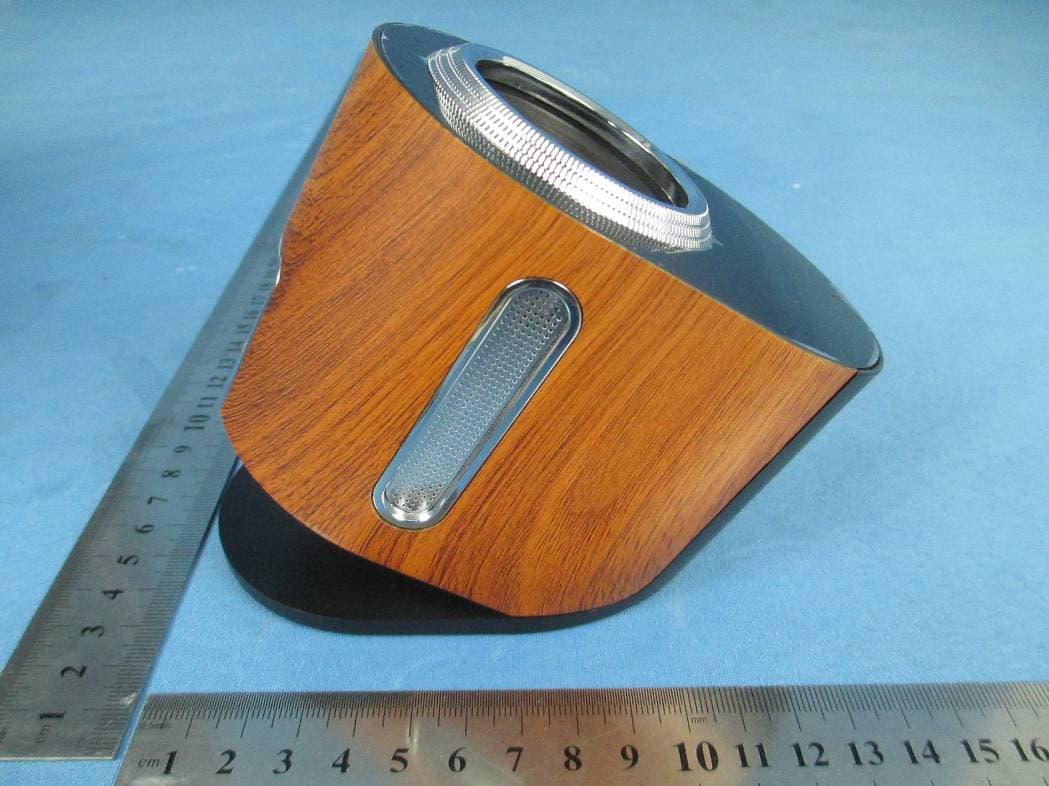 Bluetooth speaker - FCC ID 2ABVSBT1002 - DongGuan Blueman Electrioncs Tochnology co.,LTD (2)