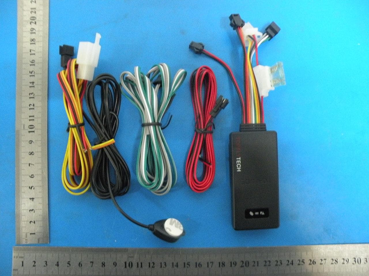GPS Tracker - FCC ID 2ABWIT8806 - Shenzhen TOPFLYTECH Communication Technology Co.,LTD