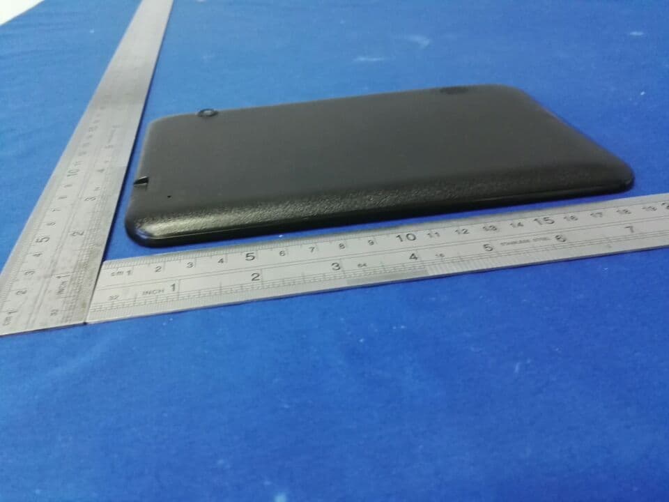 TOUCH SCREEN DISPLAY - FCC ID 2ABWOCMP791 - Everex Electronics Ltd (4)
