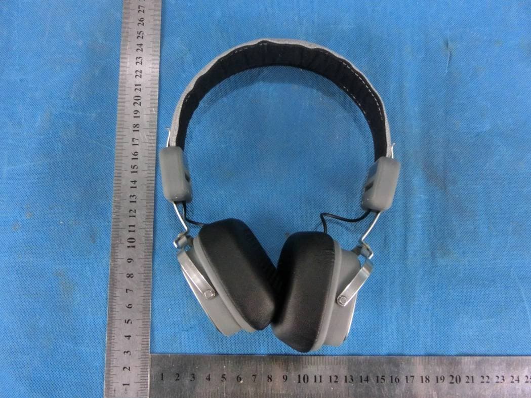 Bluetooth Headphone - FCC ID 2ABX4BH-01 - Blueman Technology Co., Ltd (2)