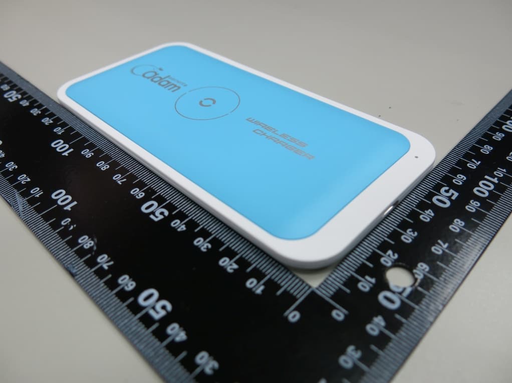 Ponte AirPad Wireless Charging Pad - FCC ID 2ABY9AEP-WCPP1 - Adam Elements International Co., LTD. (2)
