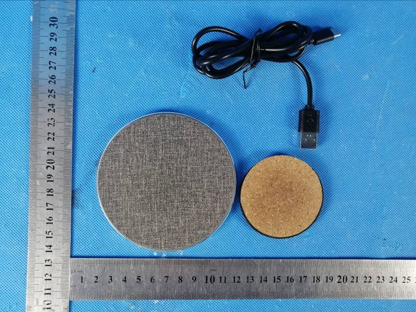 Wireless Charging Cup Heater with adapter - FCC ID 2ABY9OMNIA-QHOT - Adam Elements International Co., LTD.